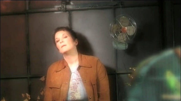 Mary Gauthier - Mercy Now (Album Version, Closed-Captioned)