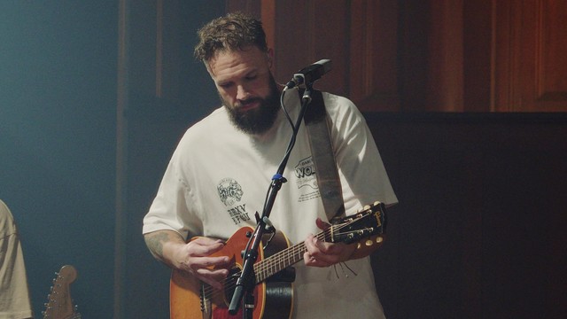 Chris Burns - I Still Believe (Live)