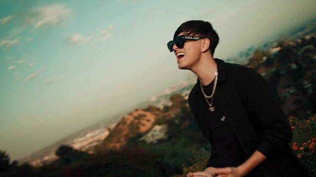 Cricket - Entre Las Botellas