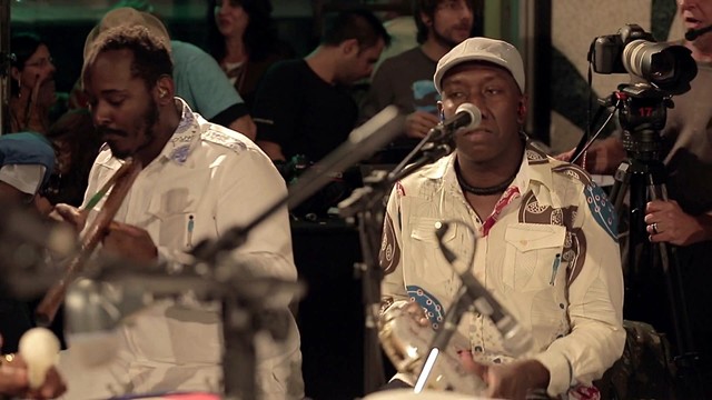 Moacyr Luz e Samba do Trabalhador - Amor, Agora Não