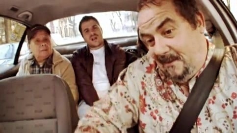 El Canto Del Loco - Eres Tonto-La Historia Color Tierra:Dinero(Videoclip 2)