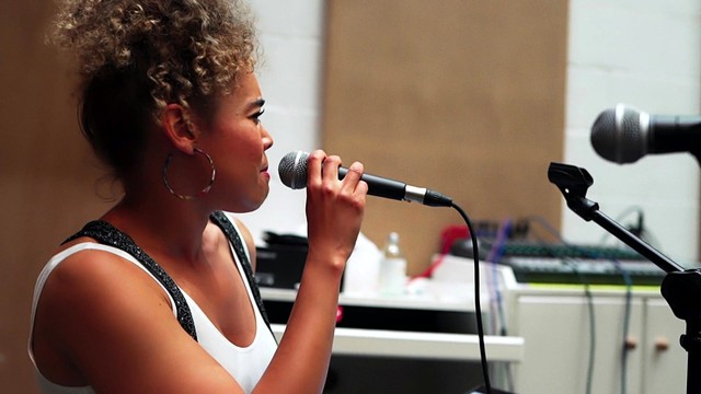 Andreya Triana - Missing(feat. Andreya Triana & Ben Westbeech)