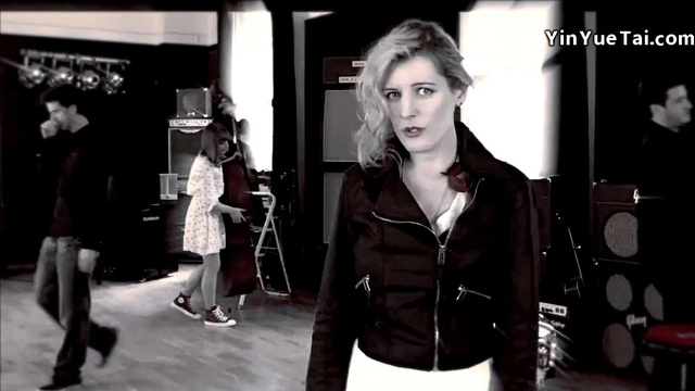 Ellie Lawson - Learn