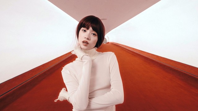 FiFi Zhang - So Beautiful So Lonely