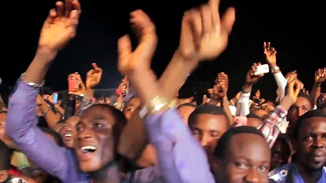 Harrysong - Beta Pikin (Live in Onitsha) (Live)