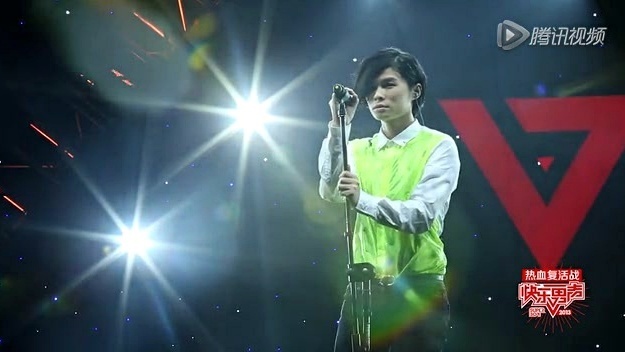 万翔 - 左边 (快乐男声热血复活战 2013/07/20 Live)