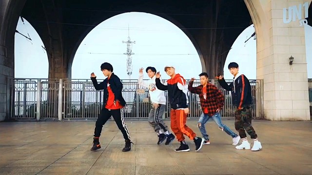 UN1 - 带你去旅行 (翻唱版)