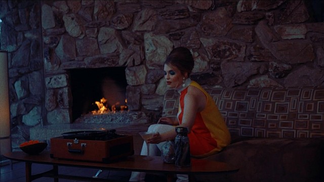 Valerie Broussard - Actually (歌词版)