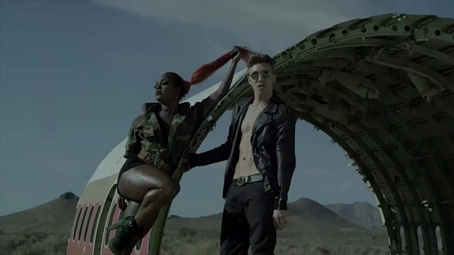 Bobby Newberry - Sweat