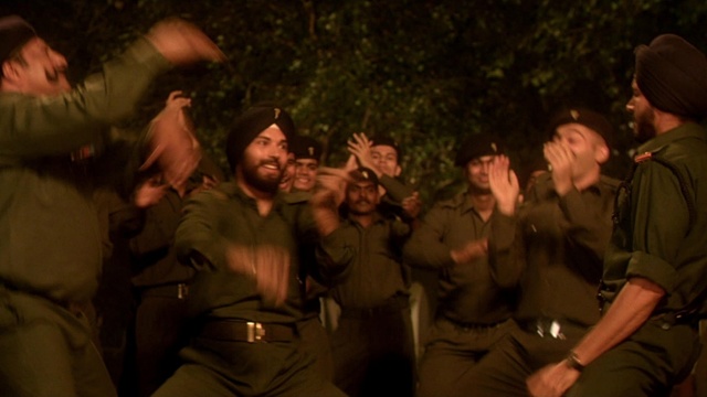 Shankar Ehsaan Loy - Bhaag Milkha Bhaag (《灵魂奔跑者 》电影插曲)