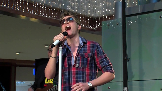 Konstantin Iliev - Nejen moment (Paradise Center Bulgaria) (Live)