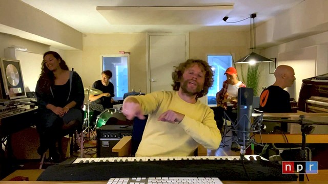 Benny Sings - Benny Sings: Tiny Desk (Home) Concert (Live)