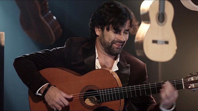 Daniel Casares - Capote de seda