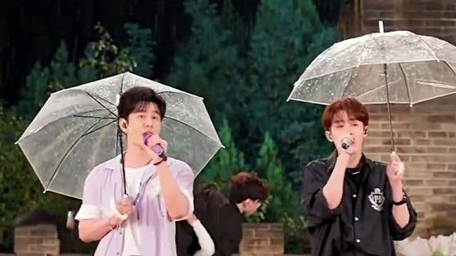 檀健次 - 至少还有你 (Live)