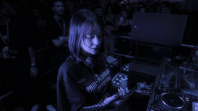 Xina Mora - Déjame que Empuje(Push up Spanish version)