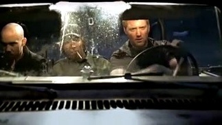 Queens of the Stone Age - No One Knows