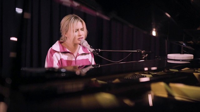 GRAACE - SOS (Acoustic)