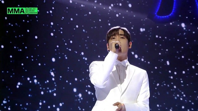 MSG워너비 (M.O.M) - 바라만 본다 (Live At 2021 Melon Music Awards)