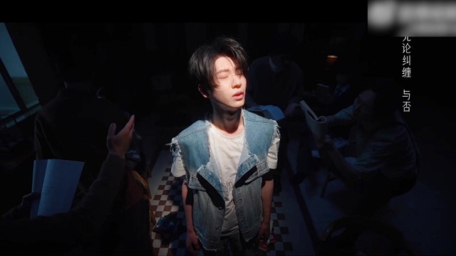 黄誉博 - 霎那闪烁照亮银河