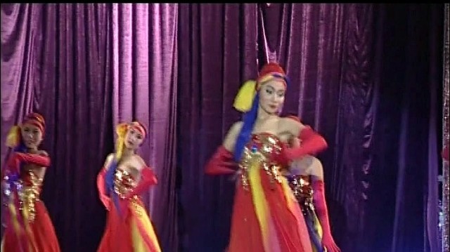 สุนารี ราชสีมา - KOW NAUN BAHN NAI