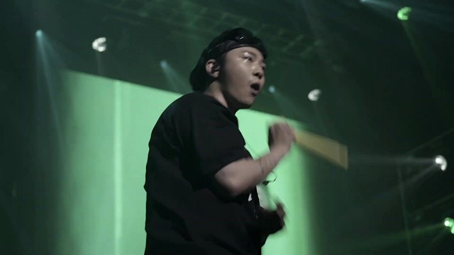 Giriboy - 아퍼 (Live At 100년제전문대학 발매 기념 공연 19/07/21)