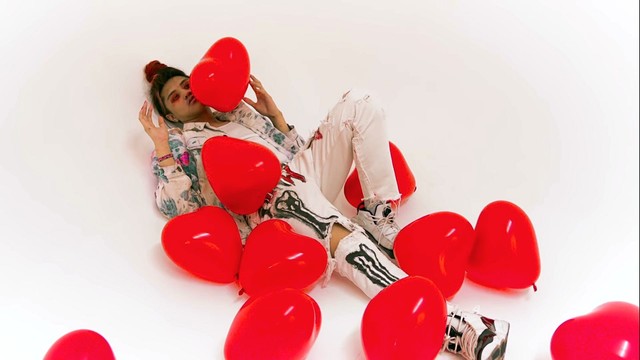 Rawska - Love is Dead