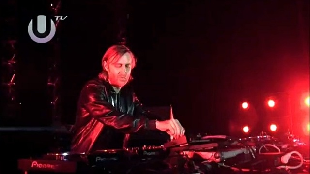 David Guetta - Changed The Way You Kiss Me + Levels (Ultra Music Festival Miami 2012/03/24)