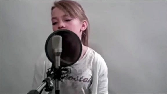 Noelle Scaggs - All About Your Heart