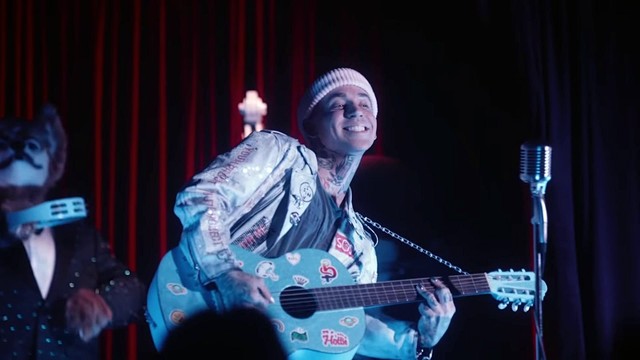 blackbear-hot girl bummer (live from stockholm)