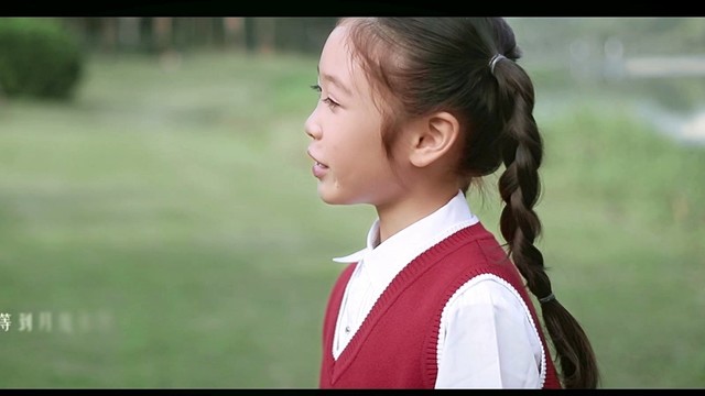 邓文怡 - 石头剪刀布