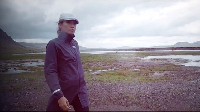 歌莉雅 - 是否想离自己远一点