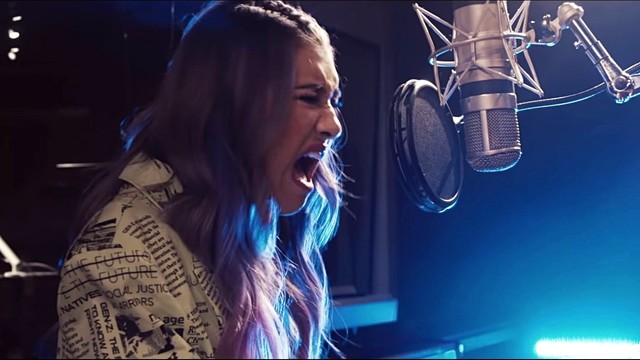 GALXARA - Waste My Youth (Live)