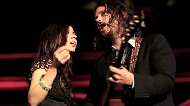The Civil Wars - Dance Me to the End of Love(London Live) (Live)