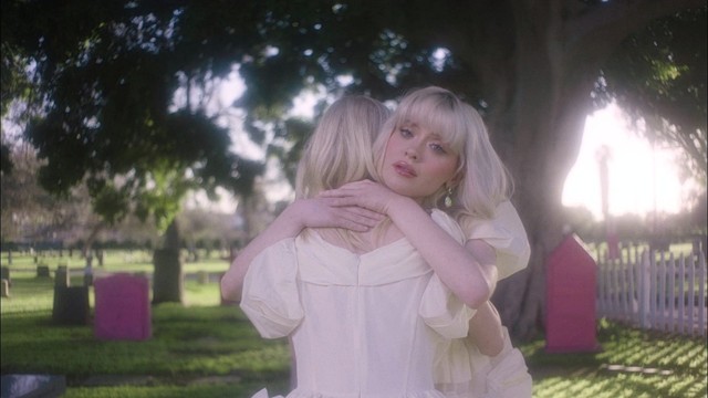 Maisie Peters - Body Better