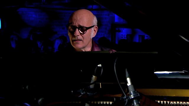 Ludovico Einaudi - Experience (《时光定格》EPK [Live At Fabric, Yellow Lounge London])