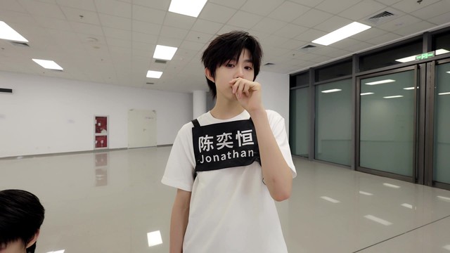 TF家族-张函瑞 - 黄昏晓 (练习室版)