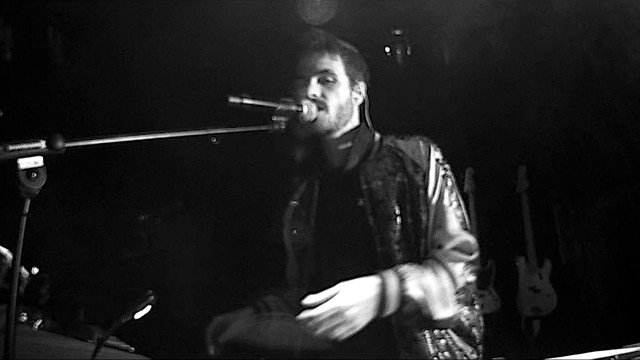 FKJ - Losing My Way (Live From O2 Academy Brixton)