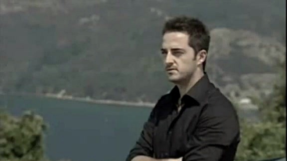 Gokhan Ozen - Yalan Dunya