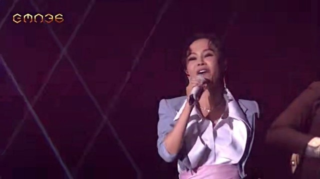 彭佳慧 - 快乐的人请举手+敲敲我的头+我在客厅做的梦+旧梦+大龄女子+走在红毯那一天 (第36届金曲奖)
