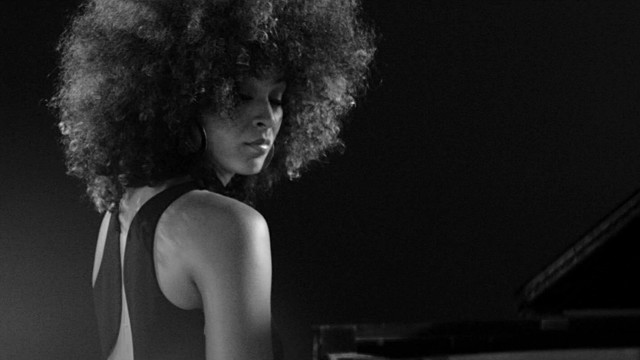 Kandace Springs - 6 8 (Monochrome Session)