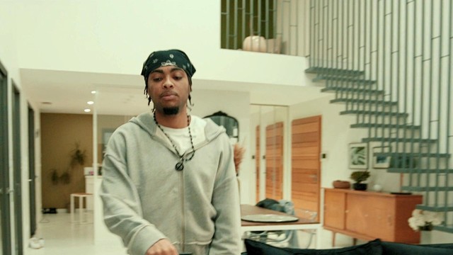 BABY NEELOU - OK AIGHT