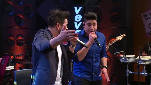 Henrique - VEVO Sessions (Senha do Celular) (Live)