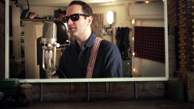 Tim Wheeler - Feels Like Summer (《小羊肖恩》电影主题曲)