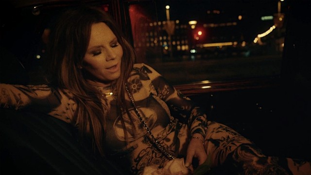 Lena Philipsson - Sällskapssjuk