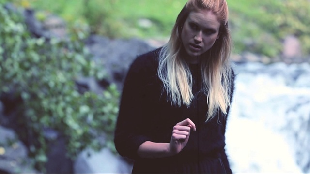 Elsa & Emilie - Endless Optimism