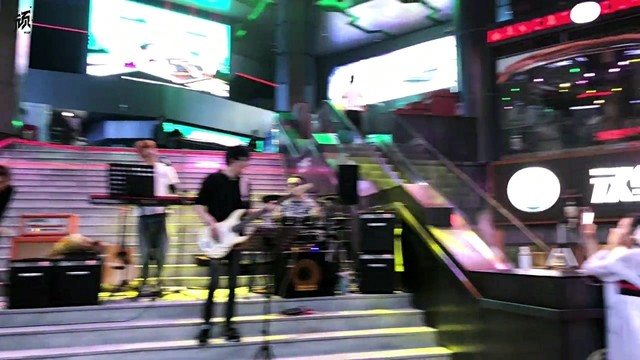 顽乐团 - 圆舞曲 (为顽发声路演)