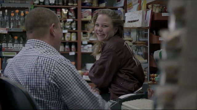 Leslie Clio - Twist The Knife