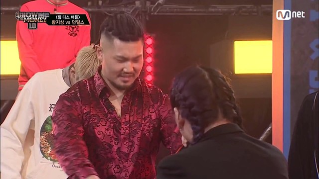 Show me the money -  '教我一课' Hwang Ji-sang vs Dunmills @Team Diss Battle (Show Me The Money EP06 )