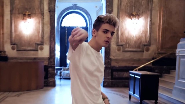 Now United - Na Na Na