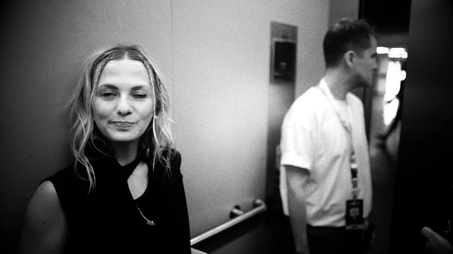 Lisa Pac - Heat Of The Moment